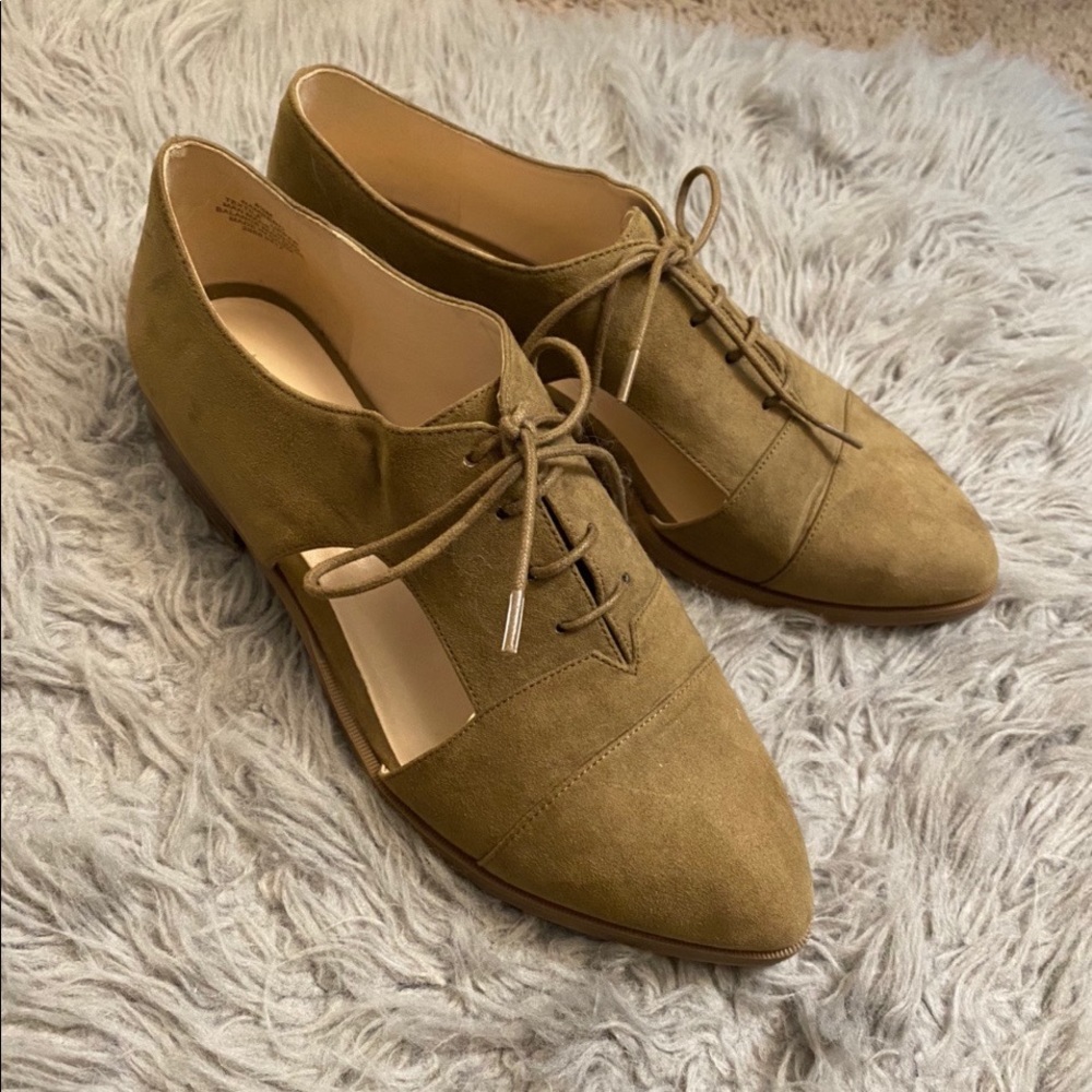 Olive Tan Oxfords with Side Cut Outs